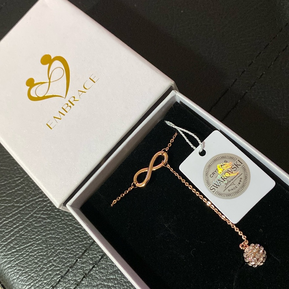 Embrace Rose Gold Infinity Drop Pendant BNIB Never Worn!